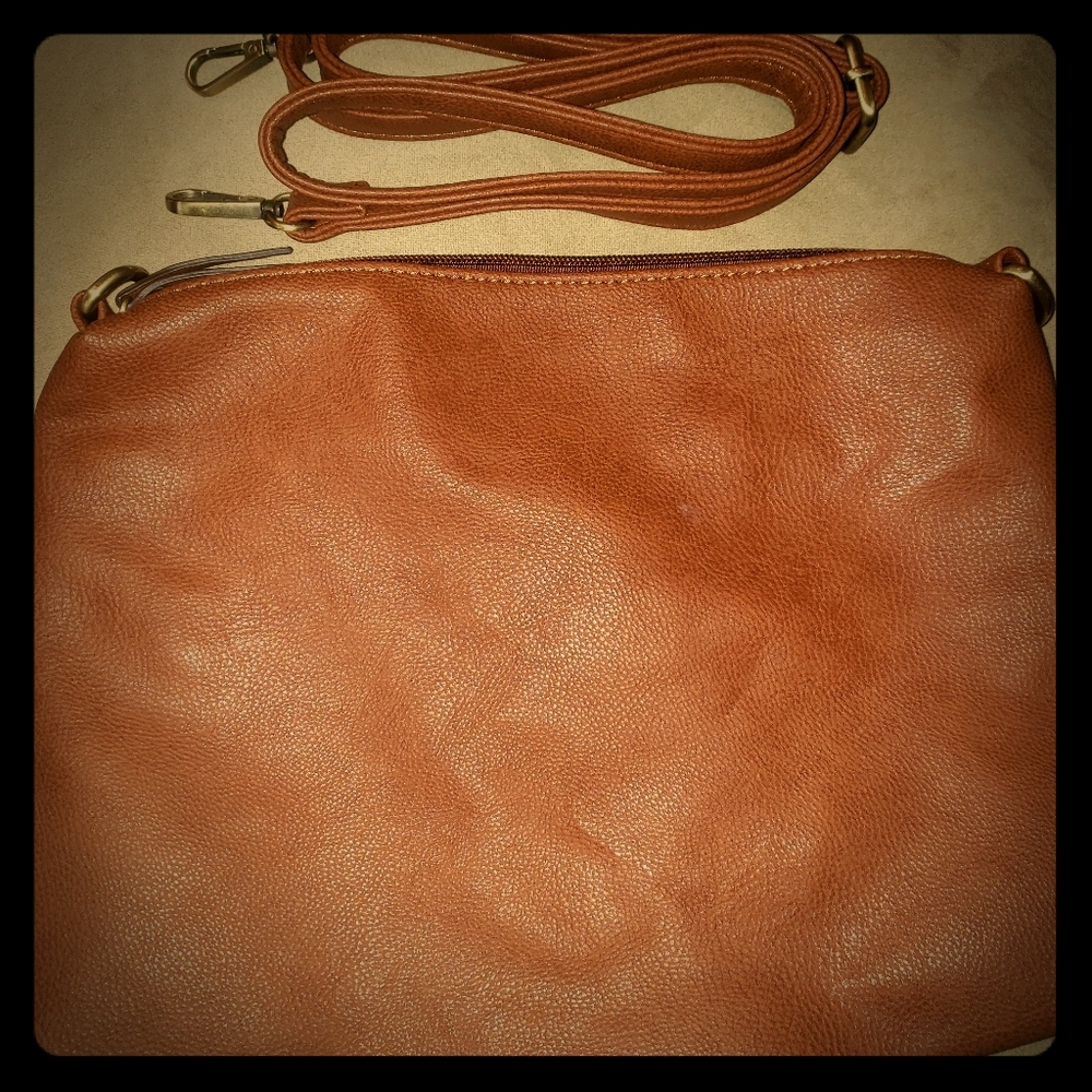 Crossbody/ Lg Clutch